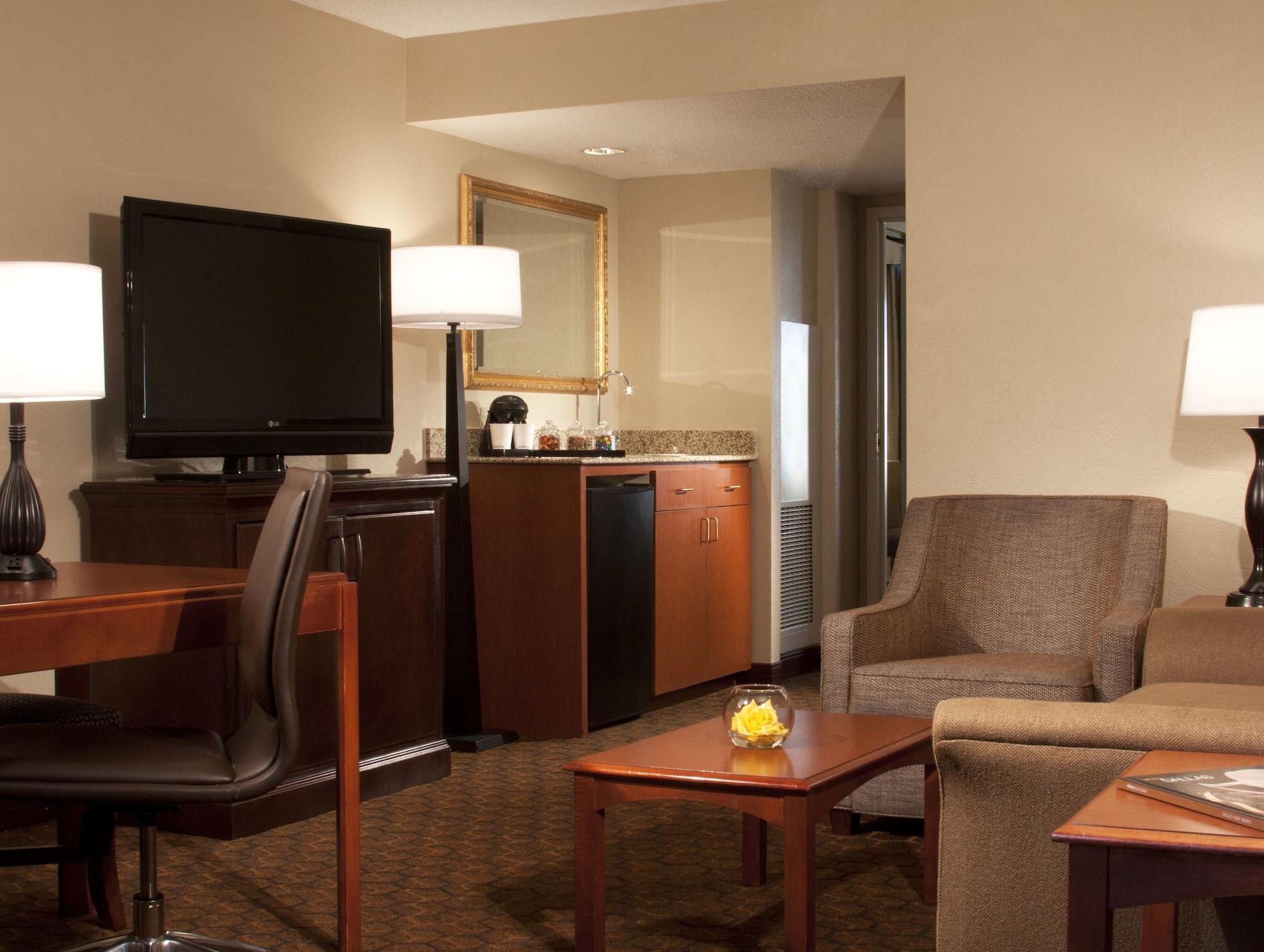 Embassy Suites By Hilton Dallas Near The Galleria Exterior foto